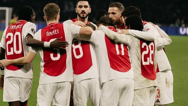 مشاهدة مباراة أياكس أمستردام وآينتراخت فرانكفورت بث مباشر اليوم في الدوري الأوروبي
