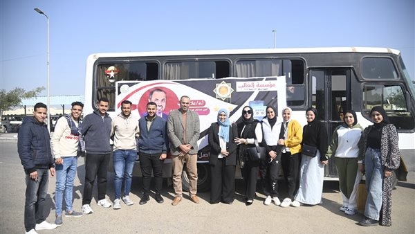 "حسابك واصل".. مبادرة لنقل طلاب جامعة سوهاج مجانًا (صور)