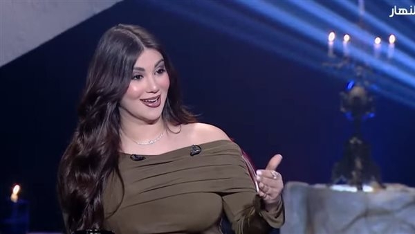 هدى الإتربي: "دينا رفارف" أصبحت كراش المراهقين في "العتاولة"