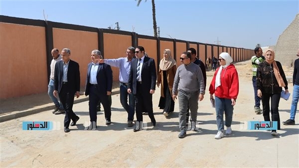 نائب محافظ بني سويف يعقد اجتماعا لتنفيذ مزيد من الإجراءات لتسريع وتيرة العمل بمجمع المواقف