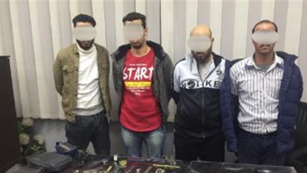 بأسلوب كسر الباب.. ضبط عصابة سرقة المساكن ببدر