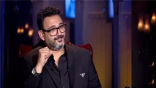 أكرم حسني: إشادة هالة سرحان بيّ وبمسلسل "الكابتن" شهادة كبيرة أعتز بها
