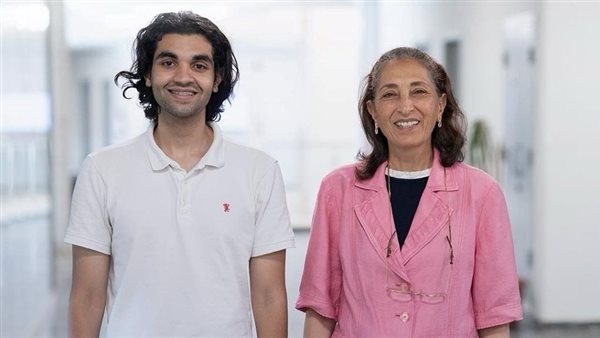 رئيس جامعة مصر للمعلوماتية: تليفر للإدارة باوتاوا كندا تكرم طالبنا المتفوق مهند شعبان