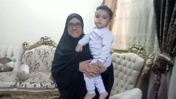 الأم المثالية في الأقصر: سعيت بين العمل وخدمة زوجها ورعاية أطفالها
