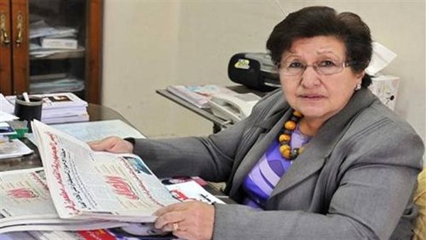 85 عامًا من الحضور.. عيد عبدالحليم يروى تفاصيل عمله مع فريدة النقاش لـ 20 عاما