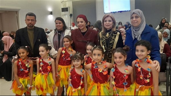 "الحلم" ورسائل أمل في احتفاء مركز الثقافة السينمائية بعيد الأم