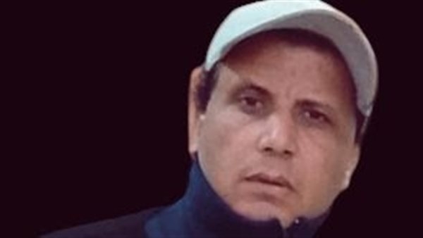 محمد عكاشة: "كيف تربي سحابة " ترجمت نصوصه إلى عدة لغات