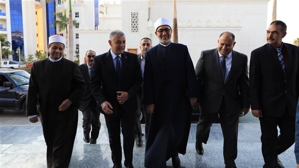 مفتي الجمهورية: القرآن الكريم جاء شاملًا لكل ما يُصلح البشر
