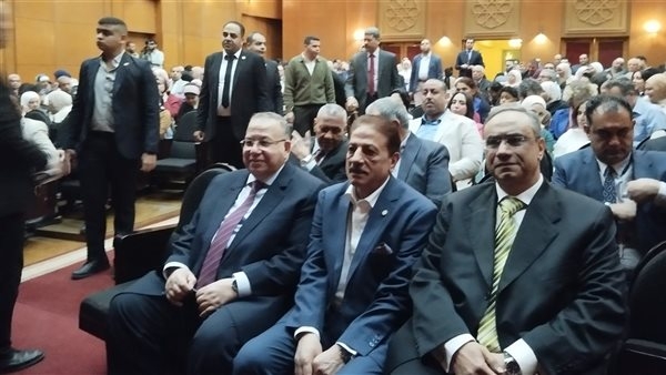 نقيب الأشراف يشارك في احتفال الجازولية الديني بالأوبرا