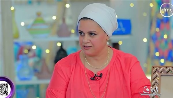 قصة مصممة المنتجات الخشبية المطعمة في "باب رزق" (فيديو)