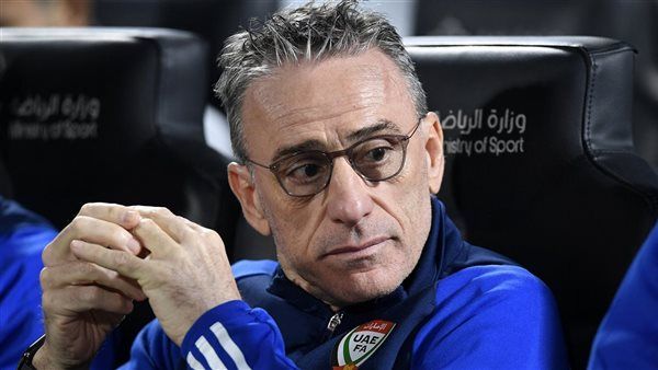 رغم الفوز على كوريا الشمالية.. الاتحاد الإماراتي يقيل باولو بينتو من تدريب المنتخب