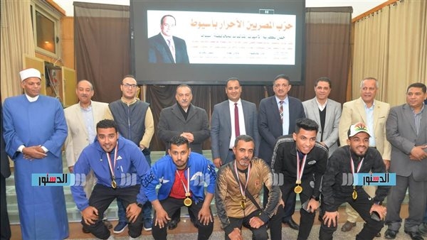 محافظ أسيوط في إفطار "المصريين الأحرار" : التعاون المجتمعي مفتاح التنمية