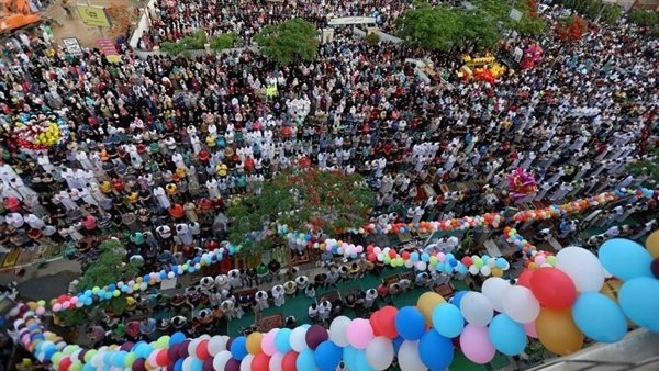 عبارات ورسائل تهنئة عيد الفطر 2025 تويتر.. أجمل التهاني وصور الاحتفال بالعيد