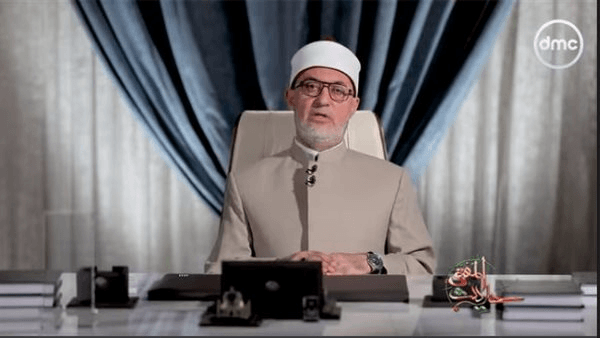 نظير عياد: القرآن يعطى الإنسان القدرة على مواجهة التحديات الحياتية