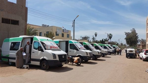 الكشف الطبي بالمجان على 1263 مواطنا في قافلة طبية بدمياط