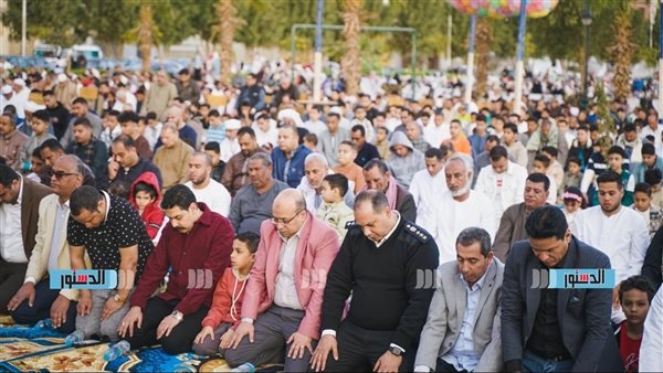 رئيس جهاز مدينة سوهاج الجديدة يشارك السكان احتفالات عيد الفطر