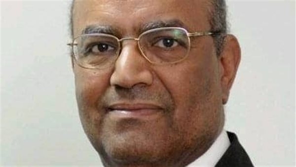 وفاة الكاتب والمفكر طه عبدالعليم.. وضياء رشوان ينعيه: خدمة الشعب كانت غاية مشوار حياته