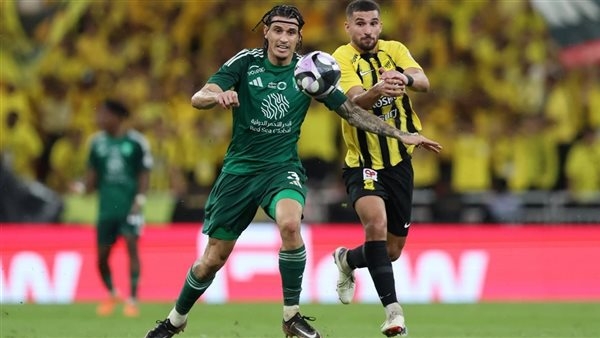 الأهلي يستضيف الاتحاد في "ديربي" جدة بالدوري السعودي