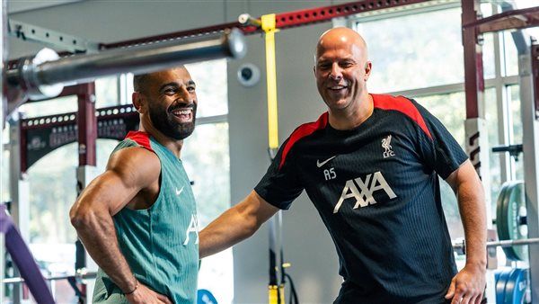 سلوت يفسر سر حزن محمد صلاح: ليس بسبب غيابه عن التهديف