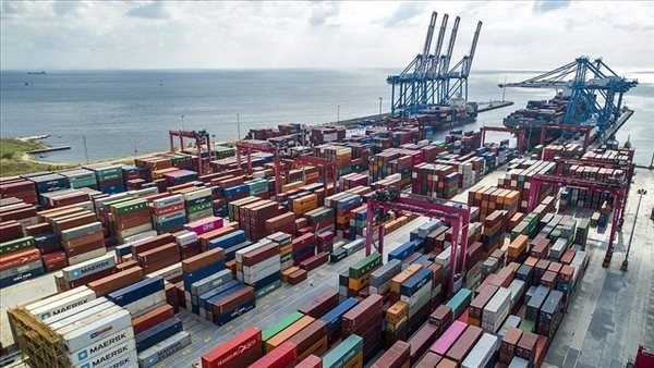 كاتب الصحفي: الدولة تهدف لزيادة الصادرات إلى 11 مليار دولار في 2025
