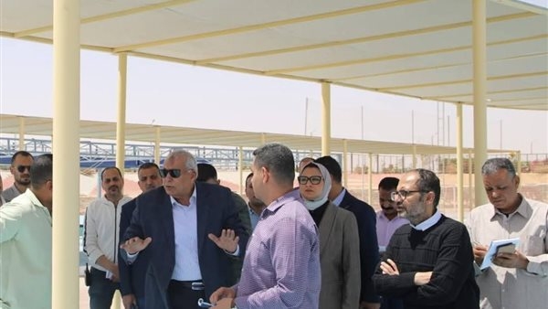 محافظ الوادي الجديد يتفقد مشروعات تطوير العاصمة الإدارية