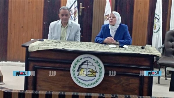 مدير تعليم بني سويف تعقد اجتماعا مع مديري ووكلاء الإدارات