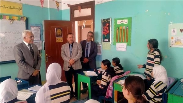 وكيل تعليم الإسماعيلية يتفقد عددا من المدارس بإدارة شمال التعليمية