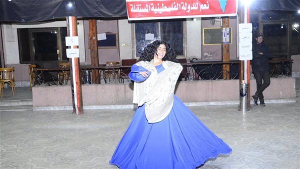 أول راقصة مولوية في مصر تضفي لمسة جمالية على فعاليات صالون المرأة (صور)