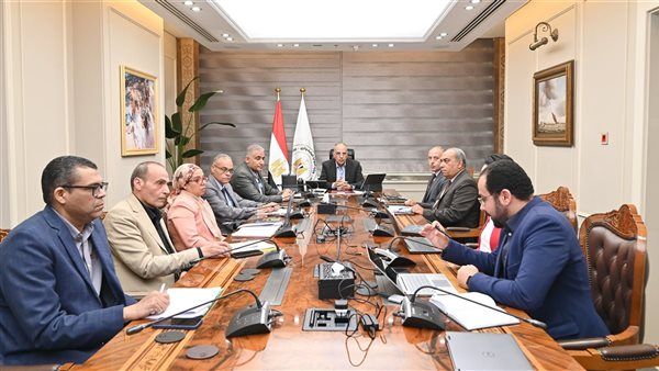 وزير الرى: أجهزة لقياس تصرفات ورصد نوعية المياه بـ"كيتشنر" للحد من التلوث