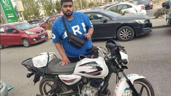 «علبة حلويات كسرت قلبه».. تفاصيل أزمة هبة قطب وعامل دليفري