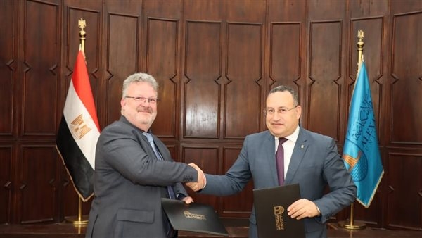 إتفاقية تعاون بين جامعتي الإسكندرية وليتورال الفرنسية لإنشاء درجات مزدوجة