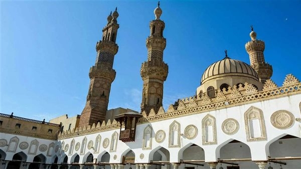 برامج الأزهر لتعليم القرآن الكريم والتجويد والقراءات 2025.. رابط التقديم والشروط