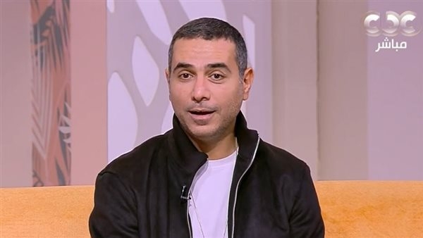 نور محمود يكشف الصعوبات التي مر بها في مجال الفن ودعم زوجته له