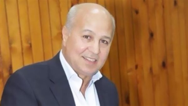 "عيش": عمال مصر على قلب رجل واحد للعبور بسفينة الوطن إلى بر الأمان