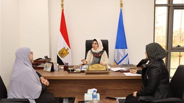 نائب محافظ دمياط تبحث استعدادات معرض "أيادي مصر"