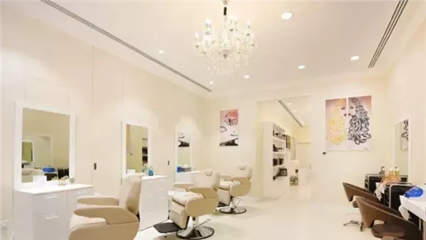 إغلاق مفاجئ لمركز تجميل شهير بالقاهرة الجديدة.. وهذه التفاصيل الصادمة