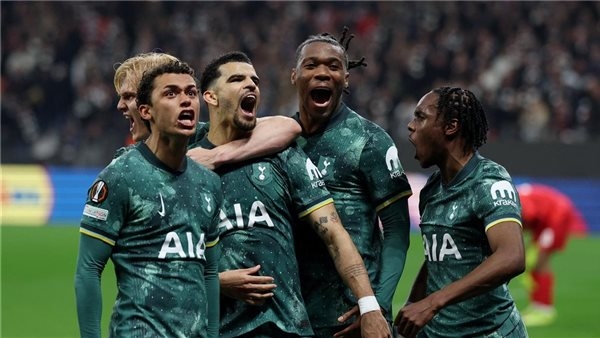 توتنهام يهزم أينتراخت فرانكفورت ويتأهل إلى نصف نهائي الدوري الأوروبي