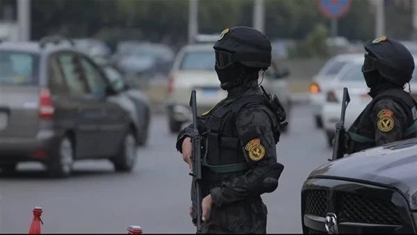 حدث ليلًا.. كشف تفاصيل مشاجرة "فتيات التيك توك" وكواليس سرقة سلاح عضو هيئة قضائية