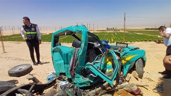 مصرع طبيب وإصابة 6 من أفراد أسرته في حادث على طريق الإسماعيلية