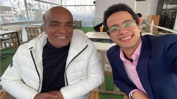 تصوير جثمان بالمقابر.. طه دسوقي يثير تفاعلا بشأن الخطوط الحمراء في تغطية حياة الفنانين