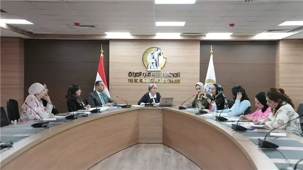 لجنة الشباب بالقومي للمرأة تعقد اجتماعها الدوري وتناقش استراتيجيات تمكين الشباب