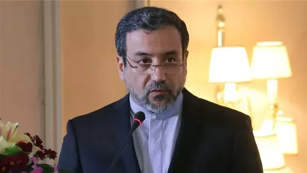 وزير الخارجية الإيراني: التخصيب في طهران سيستمر سواء تم التوصل إلى اتفاق أم لا