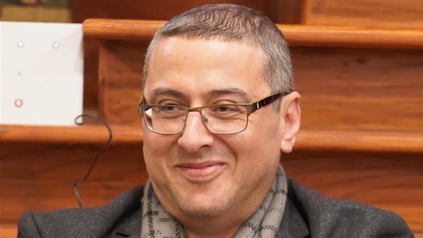 محمد سمير ندا لـ"الدستور": بابا أول اسم قفز لذهني بعد فوزي بالبوكر (فيديو)