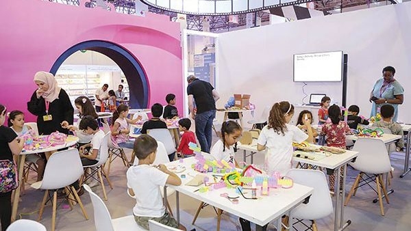 متخصصات في أدب الطفل: الجيل الجديد يحتاج إلى أساليب حديثة للتعليم والتواصل