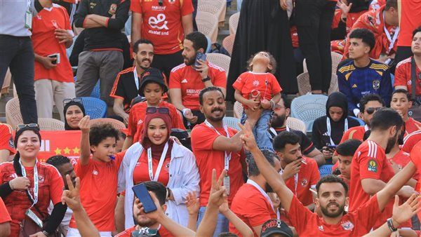 جماهير الأهلي تبدأ بالتوافد لدعم الفريق قبل مواجهة إنتر ميامي (تفاصيل)