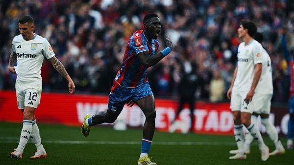 كريستال بالاس يهزم أستون فيلا بثلاثية ويتأهل لنهائي كأس الاتحاد الإنجليزي