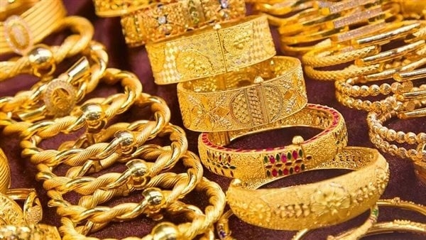 سعر الذهب عيار 21 بمحلات المجوهرات الآن 20 مايو 2025