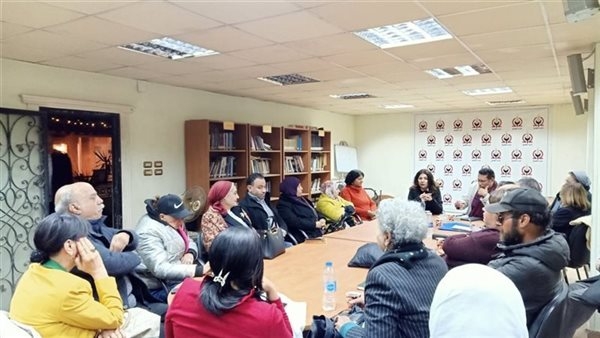 كوثر مصطفى ومنى خليل ونهى محمود ضيفات صالون إبداع المرأة المصرية