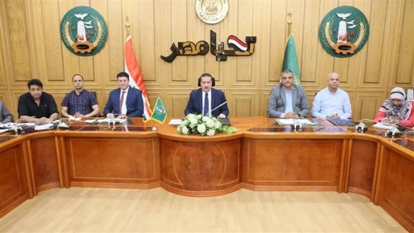 محافظ المنوفية يوجه بإزالة الاشغالات والتعديات ومتابعة ملفات التصالح والتقنين