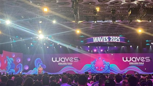 وزير الثقافة يصل مومباي للمشاركة في قمة WAVES العالمية
